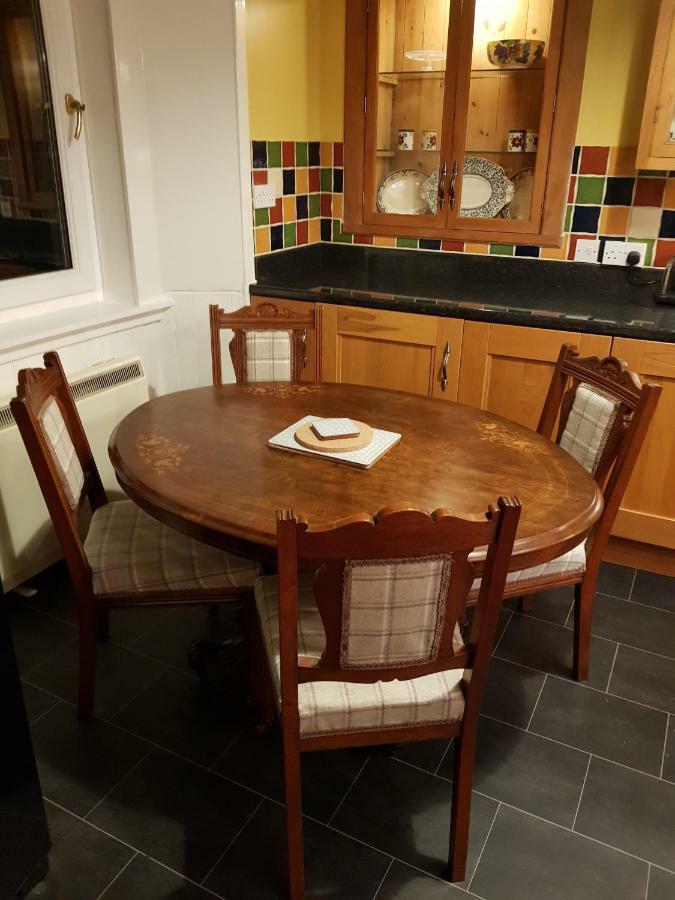 Albert Street Apartment เคิร์กวอลล์ ภายนอก รูปภาพ